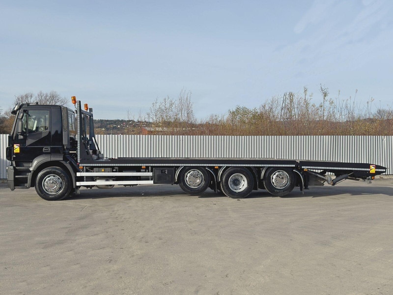 Iveco STRALIS 360 - Vontató: 4 kép. Iveco STRALIS 360 - Vontató: 4 kép.