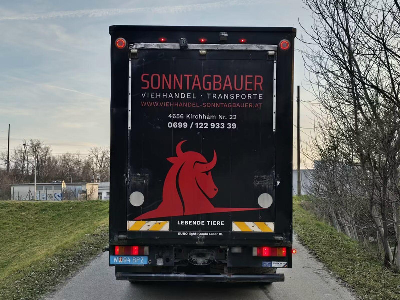 Iveco Stralis 260S45 - Animal transporter - Állatszállító teherautó: 5 kép. Iveco Stralis 260S45 - Animal transporter - Állatszállító teherautó: 5 kép.