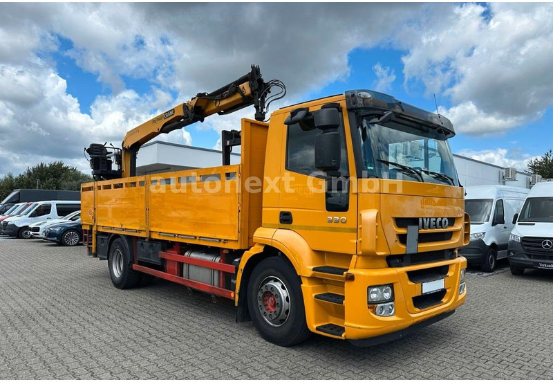 Iveco Stralis 330 - Flatbed truck + crane - Platós teherautó, Darus autó: 2 kép. Iveco Stralis 330 - Flatbed truck + crane - Platós teherautó, Darus autó: 2 kép.