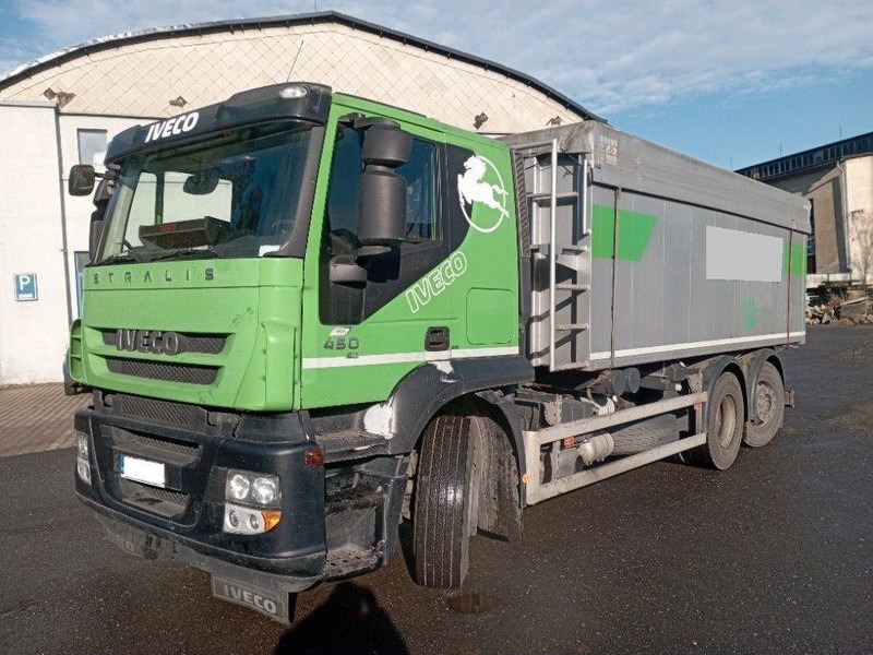 Iveco Stralis 450 - Billenőplatós teherautó: 5 kép. Iveco Stralis 450 - Billenőplatós teherautó: 5 kép.