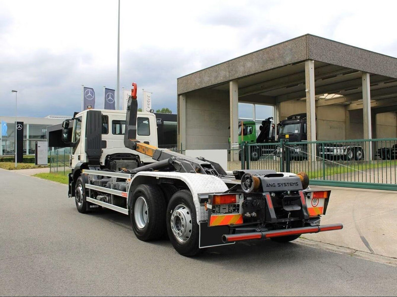 Iveco Stralis 460 - ANG abrollkipper - Horgos rakodó teherautó: 4 kép. Iveco Stralis 460 - ANG abrollkipper - Horgos rakodó teherautó: 4 kép.