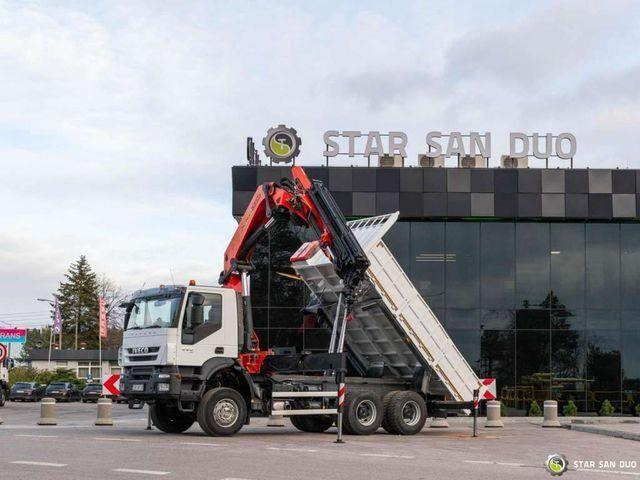 Iveco TRAKKER 360 6x6 PALFINGER PK 36002 Crane Kipper - Billenőplatós teherautó, Darus autó: 1 kép. Iveco TRAKKER 360 6x6 PALFINGER PK 36002 Crane Kipper - Billenőplatós teherautó, Darus autó: 1 kép.