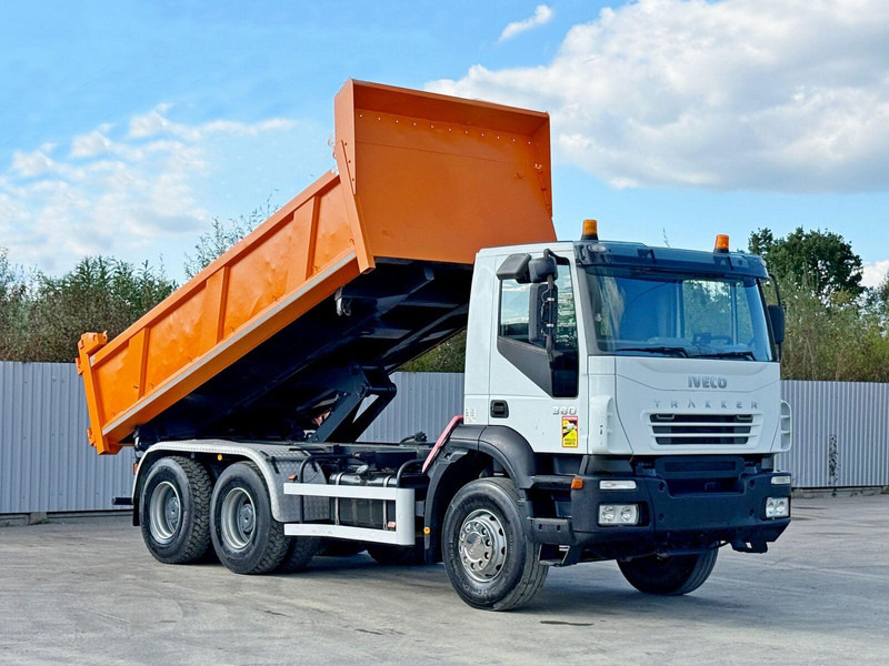 Iveco TRAKKER 380 - Billenőplatós teherautó: 1 kép. Iveco TRAKKER 380 - Billenőplatós teherautó: 1 kép.