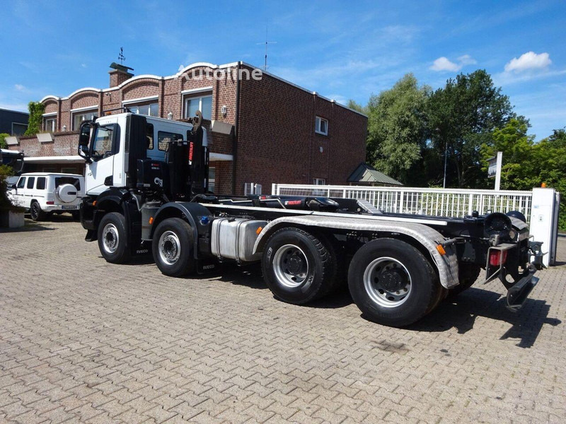 Iveco X-WAY 480 - Hook lift truck 8x4 - Horgos rakodó teherautó: 4 kép. Iveco X-WAY 480 - Hook lift truck 8x4 - Horgos rakodó teherautó: 4 kép.