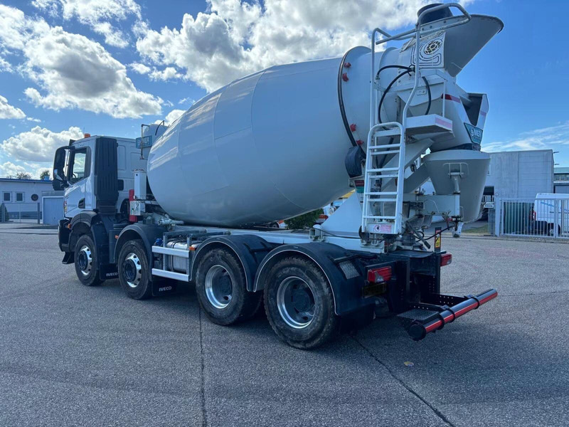 Iveco X-Way 400 - Mixer truck - Betonmixer: 2 kép. Iveco X-Way 400 - Mixer truck - Betonmixer: 2 kép.
