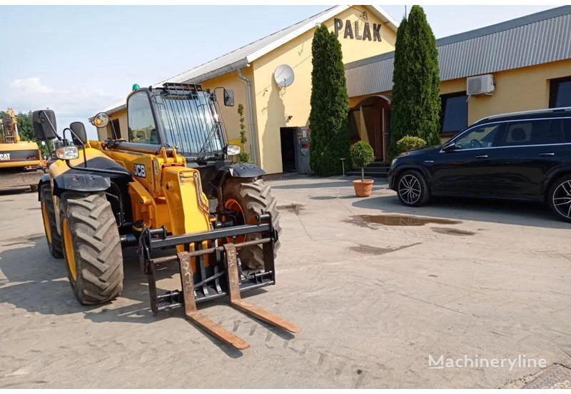 JCB 535-95 Telescopic basket lift - Emelő: 3 kép. JCB 535-95 Telescopic basket lift - Emelő: 3 kép.