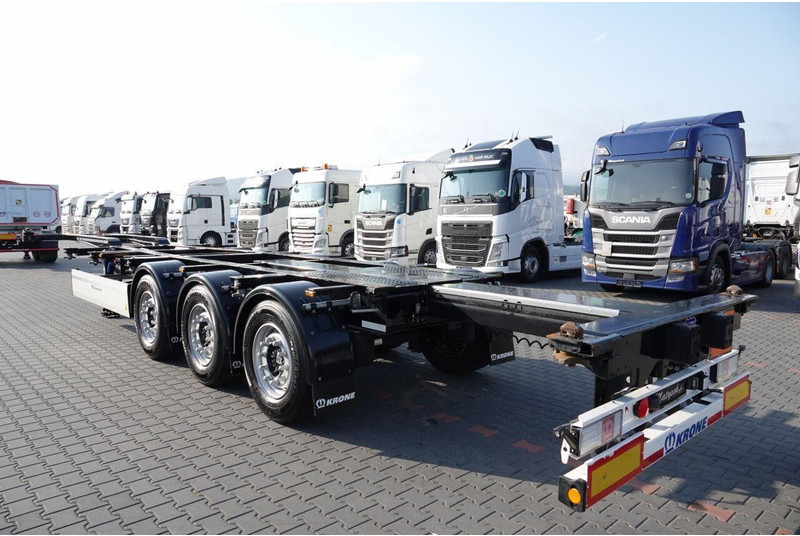 Krone NACZEPA PODKONTENEROWA / NOWA / 2023 ROK / ROZSUWANY TYŁ / DO WS - Félpótkocsi cserefelépítményes: 5 kép. Krone NACZEPA PODKONTENEROWA / NOWA / 2023 ROK / ROZSUWANY TYŁ / DO WS - Félpótkocsi cserefelépítményes: 5 kép.