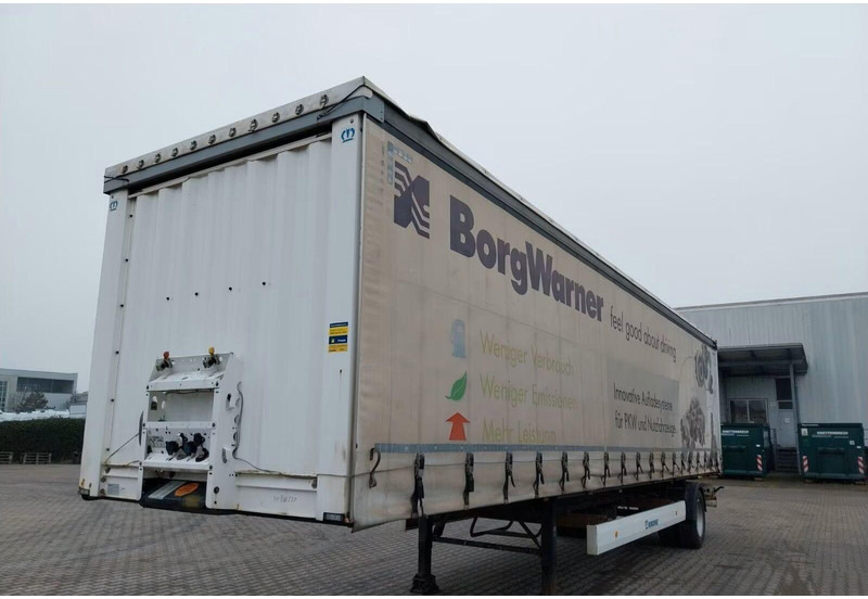 Krone SE 1 ACHS - Ponyvás félpótkocsi: 2 kép. Krone SE 1 ACHS - Ponyvás félpótkocsi: 2 kép.