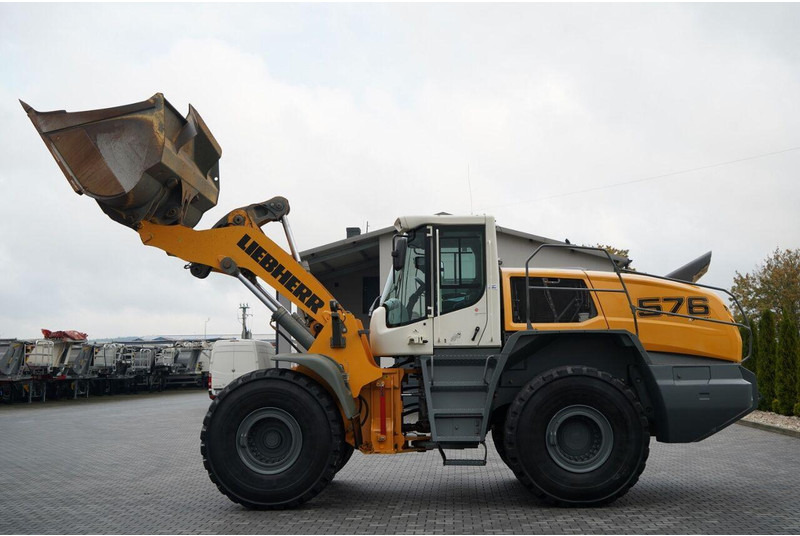 Liebherr ŁADOWARKA L 576 XPower / POJEMNOŚĆ ŁYŻKI 4,7 M3 - Gumikerekes homlokrakodó: 1 kép. Liebherr ŁADOWARKA L 576 XPower / POJEMNOŚĆ ŁYŻKI 4,7 M3 - Gumikerekes homlokrakodó: 1 kép.