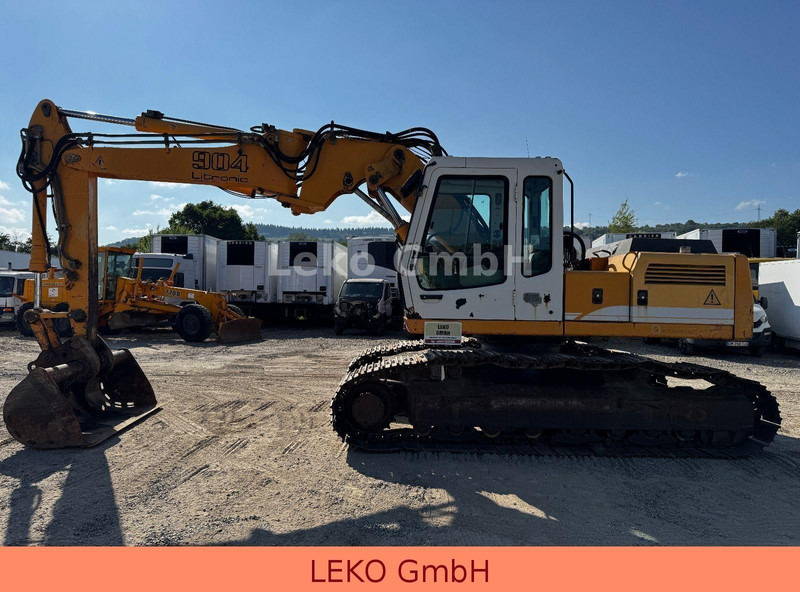 Liebherr R 904 HDSL - Lánctalpas kotró: 4 kép. Liebherr R 904 HDSL - Lánctalpas kotró: 4 kép.