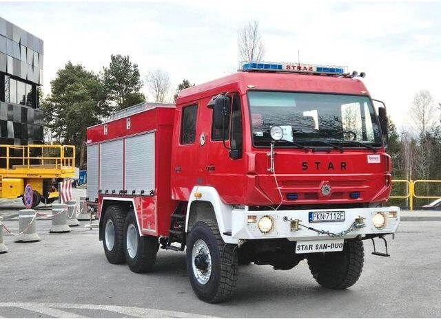 MAN 6x6 STAR Firetruck Feuerwehr - Tűzoltóautó: 2 kép. MAN 6x6 STAR Firetruck Feuerwehr - Tűzoltóautó: 2 kép.