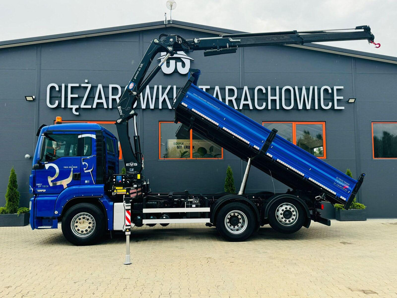 MAN - Billenőplatós teherautó, Darus autó: 2 kép. MAN - Billenőplatós teherautó, Darus autó: 2 kép.