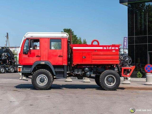 MAN LE220B 4x4 E Fire Truck Feuerwehr - Tűzoltóautó: 3 kép. MAN LE220B 4x4 E Fire Truck Feuerwehr - Tűzoltóautó: 3 kép.