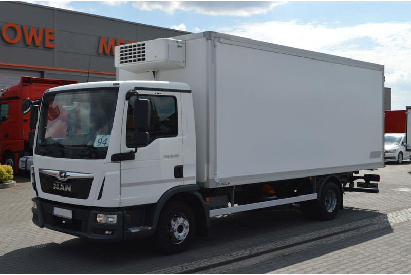MAN TGL 10.180 REFRIGERATOR TK V500 MAX - Hűtős teherautó: 1 kép. MAN TGL 10.180 REFRIGERATOR TK V500 MAX - Hűtős teherautó: 1 kép.