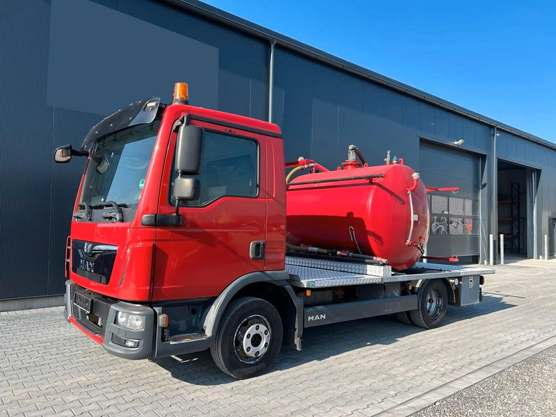 MAN TGL 8.180 - Vacuum truck - Szippantós autó: 1 kép. MAN TGL 8.180 - Vacuum truck - Szippantós autó: 1 kép.