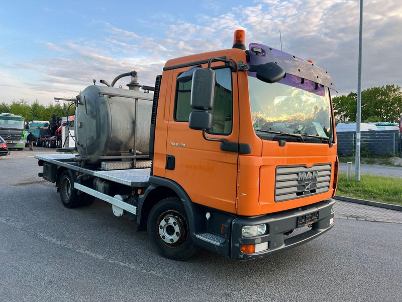 MAN TGL 8.180 Vacuum truck / Toilet Cleaner - Szippantós autó: 2 kép. MAN TGL 8.180 Vacuum truck / Toilet Cleaner - Szippantós autó: 2 kép.