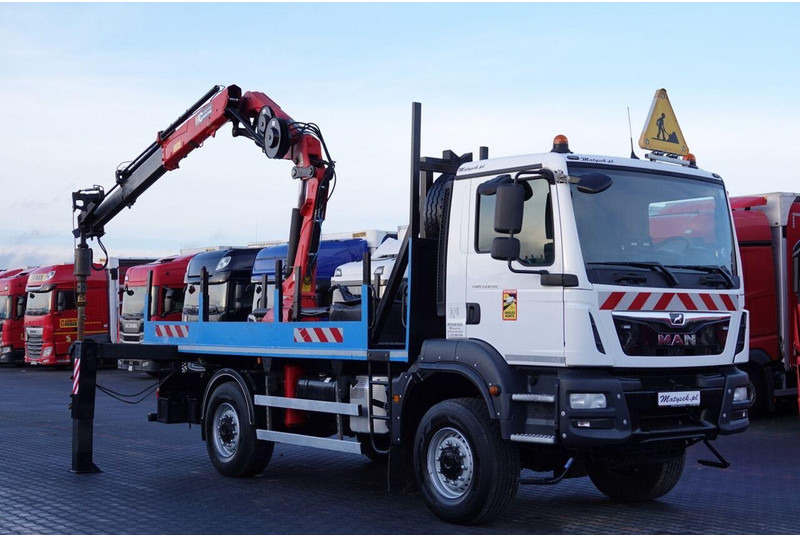 MAN TGM 13.290 / 4x4 / HDS HC 190 + WIERTŁO 2 mb / WIERTNICA / EURO - Fúrógép: 4 kép. MAN TGM 13.290 / 4x4 / HDS HC 190 + WIERTŁO 2 mb / WIERTNICA / EURO - Fúrógép: 4 kép.