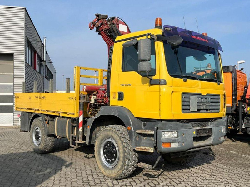 MAN TGM 18.280 4x4 Crane Tirre Euro 131 - Platós teherautó, Darus autó: 2 kép. MAN TGM 18.280 4x4 Crane Tirre Euro 131 - Platós teherautó, Darus autó: 2 kép.