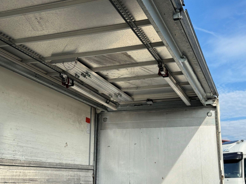 MAN TGM 18.290 L Beverage Truck + Tail Lift - Dobozos felépítményű teherautó: 5 kép. MAN TGM 18.290 L Beverage Truck + Tail Lift - Dobozos felépítményű teherautó: 5 kép.