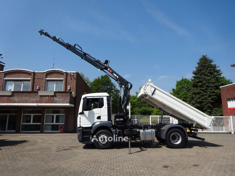 MAN TGS 22.400 - 3 way tipper+crane - Billenőplatós teherautó: 4 kép. MAN TGS 22.400 - 3 way tipper+crane - Billenőplatós teherautó: 4 kép.