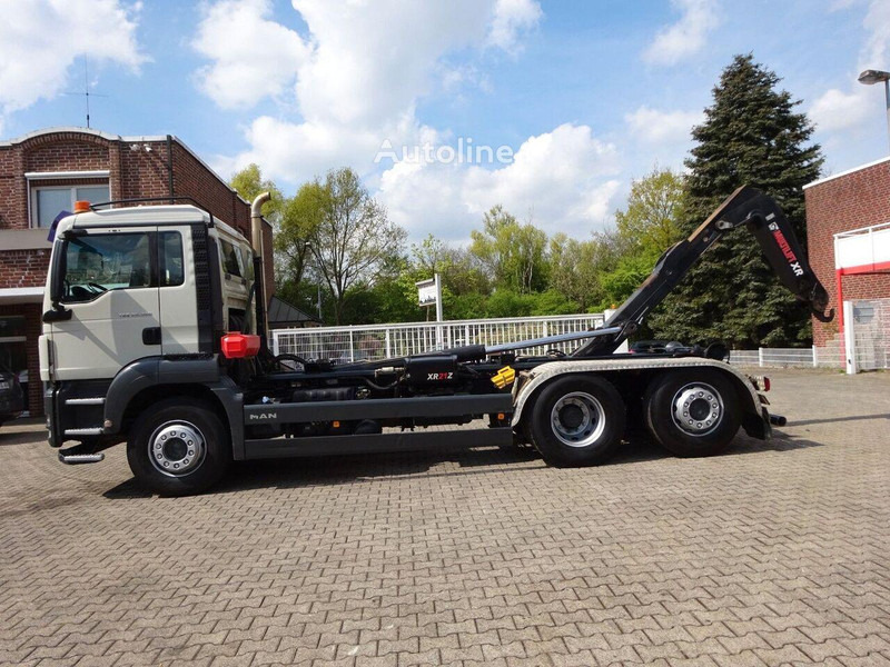 MAN TGS 26.320 - Hook lift truck - Horgos rakodó teherautó, Darus autó: 5 kép. MAN TGS 26.320 - Hook lift truck - Horgos rakodó teherautó, Darus autó: 5 kép.