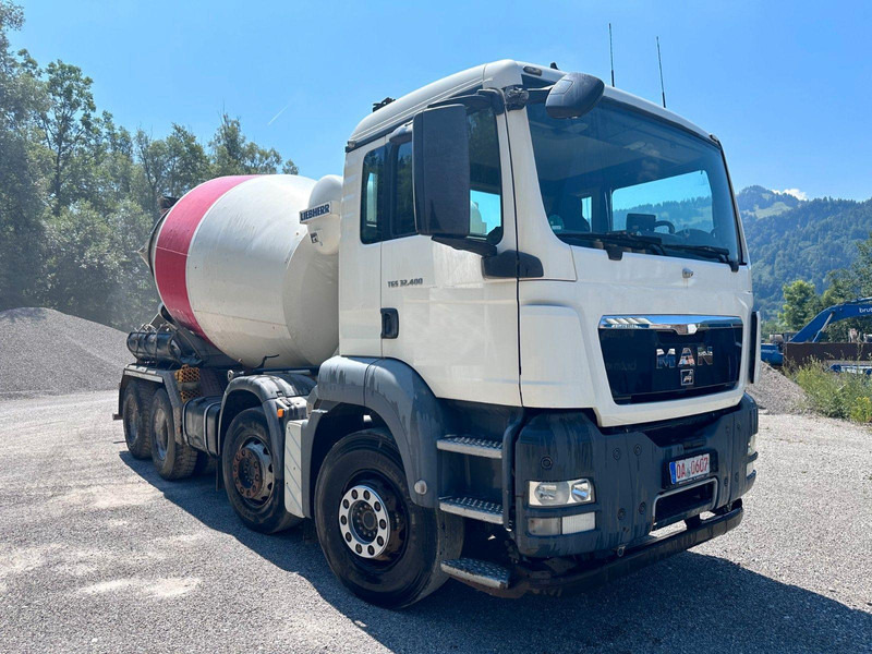 MAN TGS 32.400 x4 BB LIEBHERR 9 m³ - Betonmixer: 3 kép. MAN TGS 32.400 x4 BB LIEBHERR 9 m³ - Betonmixer: 3 kép.