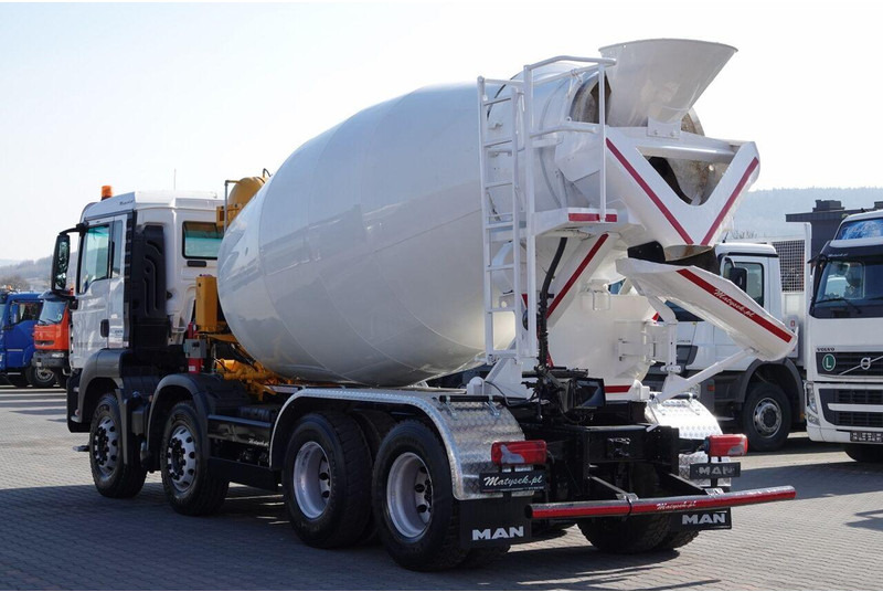 MAN TGS 32.420 / 8x4 / BETONOMIESZARKA IMER  / GRUSZKA 9M3 / 2018 RO - Betonmixer: 4 kép. MAN TGS 32.420 / 8x4 / BETONOMIESZARKA IMER  / GRUSZKA 9M3 / 2018 RO - Betonmixer: 4 kép.
