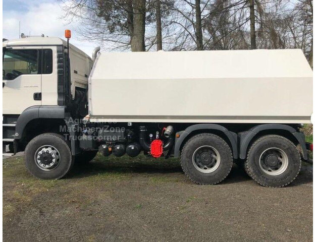 MAN TGS 33.500 - Tartályos teherautó: 4 kép. MAN TGS 33.500 - Tartályos teherautó: 4 kép.