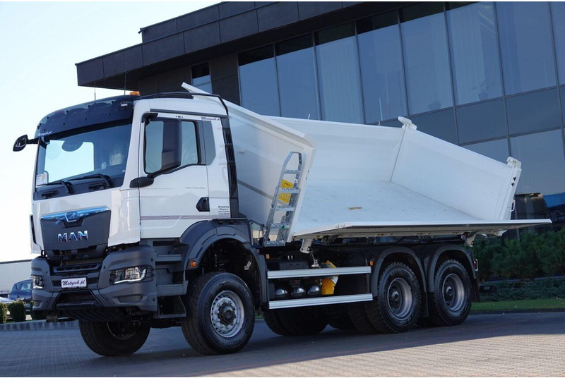 Billenőplatós teherautó MAN TGS 33.TGS 33.480 / 6X6 / WYWROTKA 3 STRONNA / BORDMATIC / KH KI: 16 kép. Billenőplatós teherautó MAN TGS 33.TGS 33.480 / 6X6 / WYWROTKA 3 STRONNA / BORDMATIC / KH KI: 16 kép.