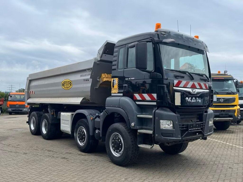MAN TGS 35.460 - Meiller tipper - Billenőplatós teherautó: 2 kép. MAN TGS 35.460 - Meiller tipper - Billenőplatós teherautó: 2 kép.