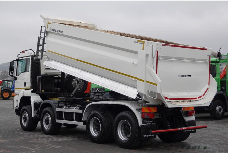 MAN TGS 41.460 / 8x8 / WYWROTKA TYLNOZSYP / MANUAL / KH-KIPPER / EUR - Billenőplatós teherautó: 5 kép. MAN TGS 41.460 / 8x8 / WYWROTKA TYLNOZSYP / MANUAL / KH-KIPPER / EUR - Billenőplatós teherautó: 5 kép.