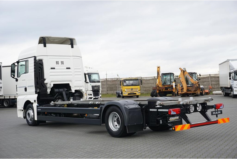 MAN TGX / 18.460 / ACC / E 6 / XLX / BDF / 7,15 M , 7,45 M - Alvaz teherautó: 5 kép. MAN TGX / 18.460 / ACC / E 6 / XLX / BDF / 7,15 M , 7,45 M - Alvaz teherautó: 5 kép.