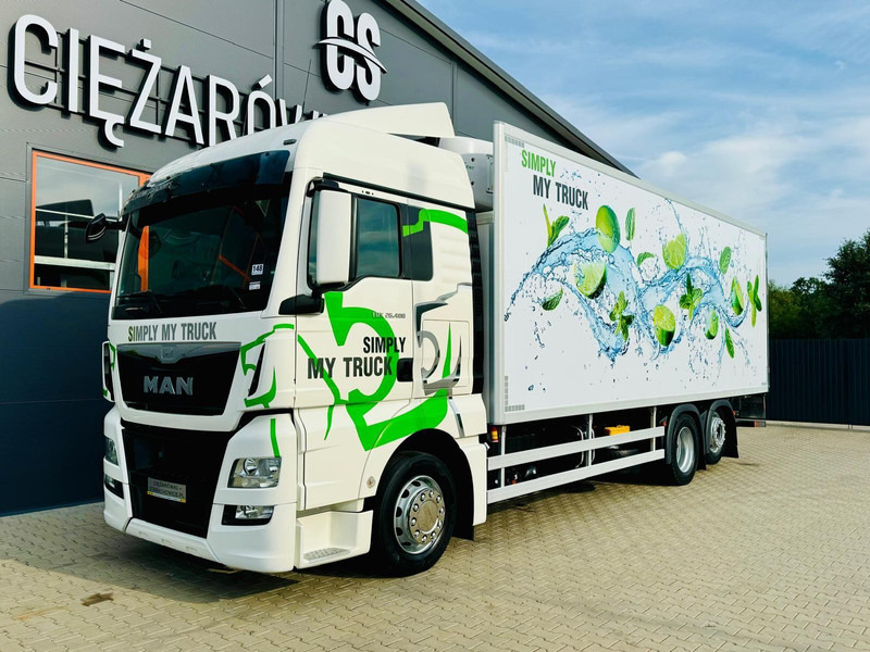 MAN TGX 26.400 - Hűtős teherautó: 1 kép. MAN TGX 26.400 - Hűtős teherautó: 1 kép.
