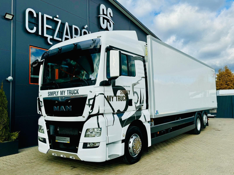 MAN TGX 26.440 // E6 // chłodnia z windą // 22 Epal // sypialka - Hűtős teherautó: 2 kép. MAN TGX 26.440 // E6 // chłodnia z windą // 22 Epal // sypialka - Hűtős teherautó: 2 kép.