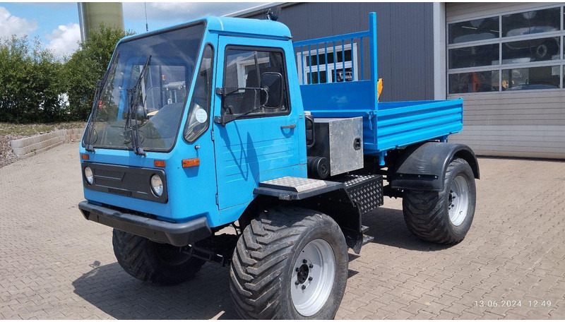 MULTICAR M26.2 4x4 Tipper - Billenőplatós teherautó: 1 kép. MULTICAR M26.2 4x4 Tipper - Billenőplatós teherautó: 1 kép.