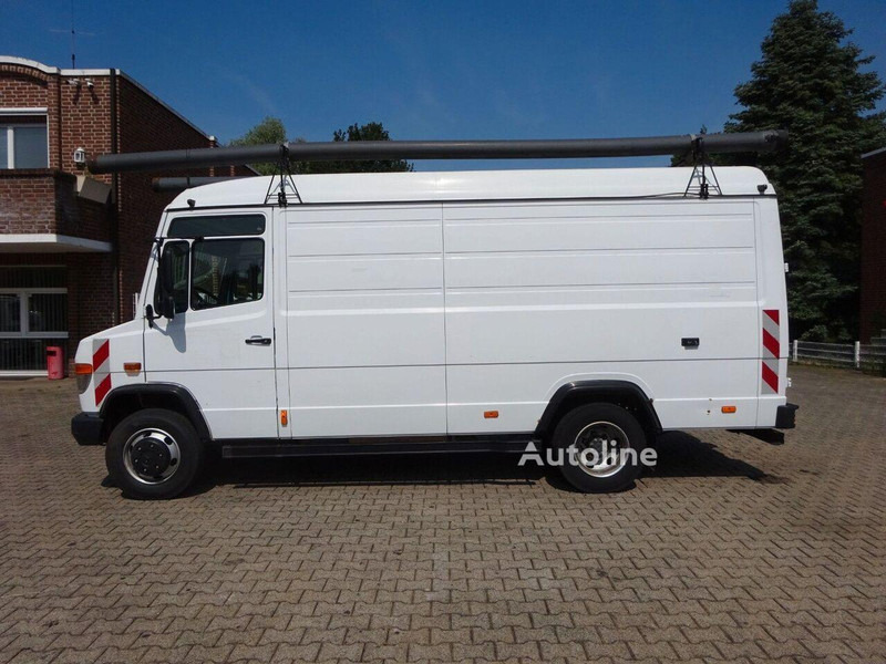Mercedes-Benz 616D Vario - Box truck - Dobozos kisteherautó: 3 kép. Mercedes-Benz 616D Vario - Box truck - Dobozos kisteherautó: 3 kép.