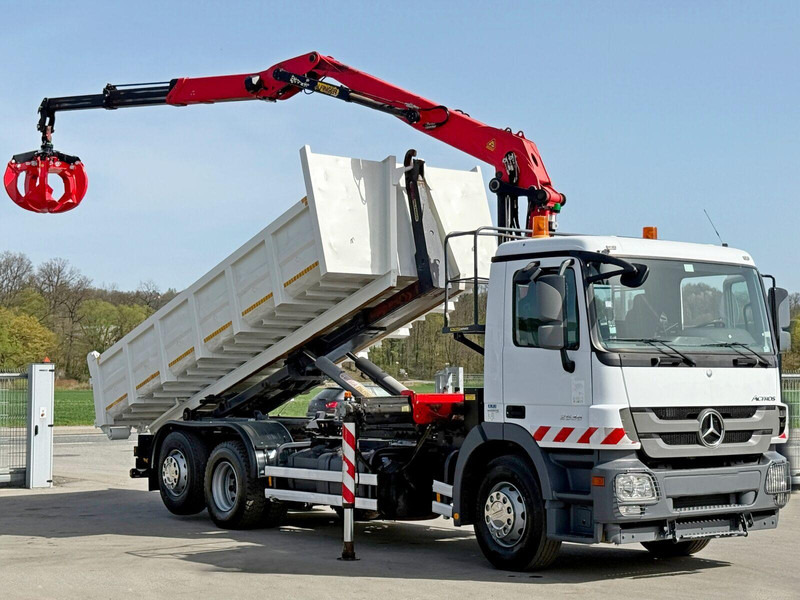 Mercedes-Benz ACTROS 2536 - Horgos rakodó teherautó, Darus autó: 3 kép. Mercedes-Benz ACTROS 2536 - Horgos rakodó teherautó, Darus autó: 3 kép.