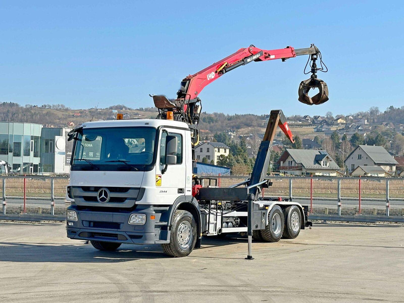 Mercedes-Benz ACTROS 2544 * ABROLLKIPPER * LHO L190Z(78) * TOP - Horgos rakodó teherautó, Darus autó: 2 kép. Mercedes-Benz ACTROS 2544 * ABROLLKIPPER * LHO L190Z(78) * TOP - Horgos rakodó teherautó, Darus autó: 2 kép.