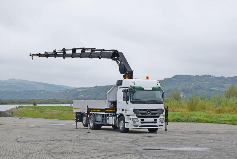 Mercedes-Benz ACTROS 2544 - Platós teherautó, Darus autó: 2 kép. Mercedes-Benz ACTROS 2544 - Platós teherautó, Darus autó: 2 kép.