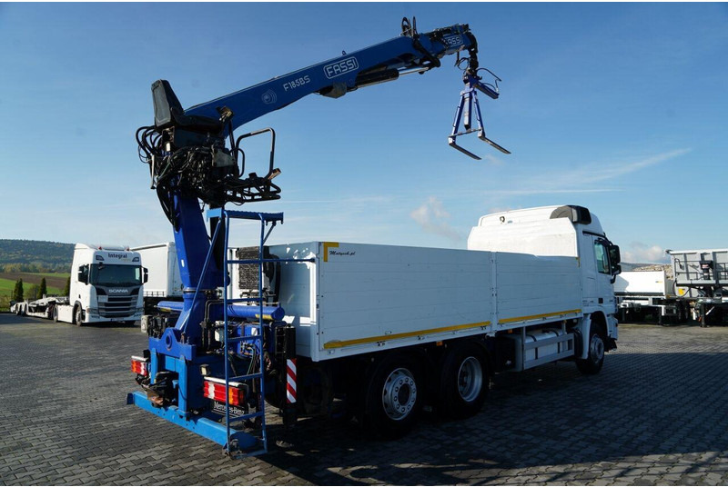 Mercedes-Benz ACTROS 2548 / 6x2 / BURTOWA - 6,5 M / OŚ PODNOSZONA / HDS FASSI - Platós teherautó, Darus autó: 4 kép. Mercedes-Benz ACTROS 2548 / 6x2 / BURTOWA - 6,5 M / OŚ PODNOSZONA / HDS FASSI - Platós teherautó, Darus autó: 4 kép.