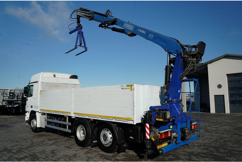 Mercedes-Benz ACTROS 2548 / 6x2 / BURTOWA - 6,5 M / OŚ PODNOSZONA / HDS FASSI - Platós teherautó, Darus autó: 3 kép. Mercedes-Benz ACTROS 2548 / 6x2 / BURTOWA - 6,5 M / OŚ PODNOSZONA / HDS FASSI - Platós teherautó, Darus autó: 3 kép.