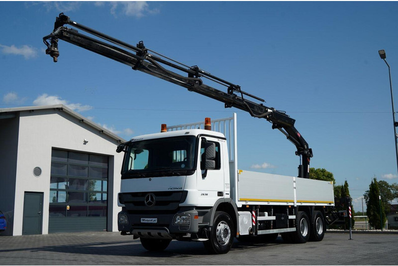 Mercedes-Benz ACTROS 2636 / 6x4 / SKRZYNIOWY 7 M + HDS HIAB - WYSÓW 12,6 M / - Platós teherautó, Darus autó: 1 kép. Mercedes-Benz ACTROS 2636 / 6x4 / SKRZYNIOWY 7 M + HDS HIAB - WYSÓW 12,6 M / - Platós teherautó, Darus autó: 1 kép.