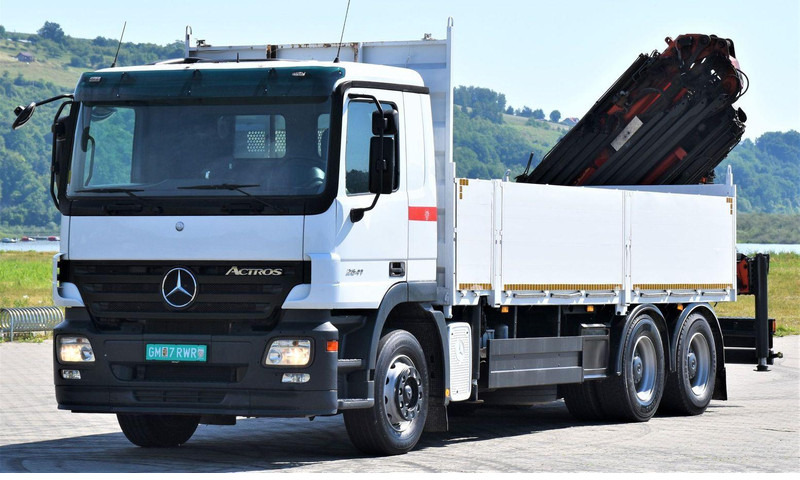 Mercedes-Benz ACTROS 2641 - Platós teherautó, Darus autó: 4 kép. Mercedes-Benz ACTROS 2641 - Platós teherautó, Darus autó: 4 kép.