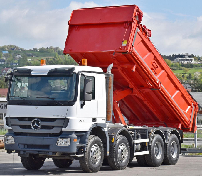 Mercedes-Benz ACTROS 3241 Kipper 5,70m + BORDMATIC / 8x4 - Billenőplatós teherautó: 5 kép. Mercedes-Benz ACTROS 3241 Kipper 5,70m + BORDMATIC / 8x4 - Billenőplatós teherautó: 5 kép.