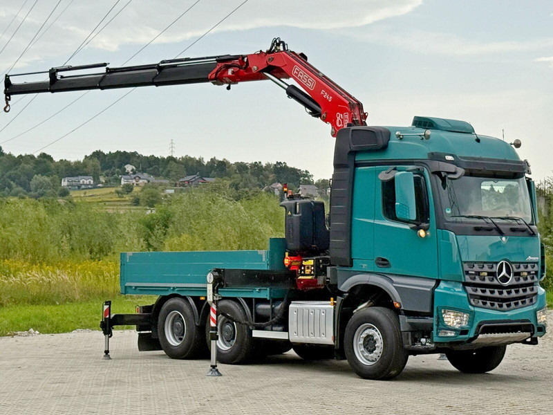 Mercedes-Benz AROCS 2548* FASSI F245A.0.24 E + FUNK / 6x4 *TOP - Platós teherautó, Darus autó: 2 kép. Mercedes-Benz AROCS 2548* FASSI F245A.0.24 E + FUNK / 6x4 *TOP - Platós teherautó, Darus autó: 2 kép.