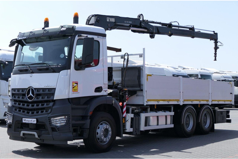 Mercedes-Benz AROCS 2633 - Platós teherautó, Darus autó: 1 kép. Mercedes-Benz AROCS 2633 - Platós teherautó, Darus autó: 1 kép.