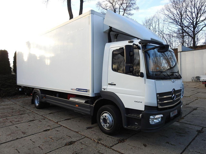 Mercedes-Benz ATEGO 12.24 KONTENER CHŁODNIA -10*C WINDA 16 PALET FUNKCJA GRZAN - Hűtős teherautó: 4 kép. Mercedes-Benz ATEGO 12.24 KONTENER CHŁODNIA -10*C WINDA 16 PALET FUNKCJA GRZAN - Hűtős teherautó: 4 kép.