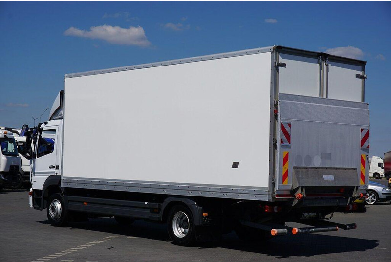 Mercedes-Benz ATEGO / 1221 / ACC / EURO 6 / KONTENER + WINDA / 17 PALET - Dobozos felépítményű teherautó: 5 kép. Mercedes-Benz ATEGO / 1221 / ACC / EURO 6 / KONTENER + WINDA / 17 PALET - Dobozos felépítményű teherautó: 5 kép.