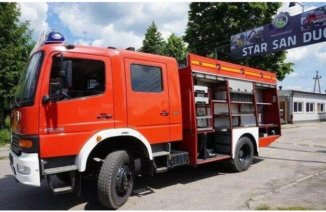 Mercedes-Benz ATEGO 1225 Firebrigade Feuerwehr - Tűzoltóautó: 2 kép. Mercedes-Benz ATEGO 1225 Firebrigade Feuerwehr - Tűzoltóautó: 2 kép.