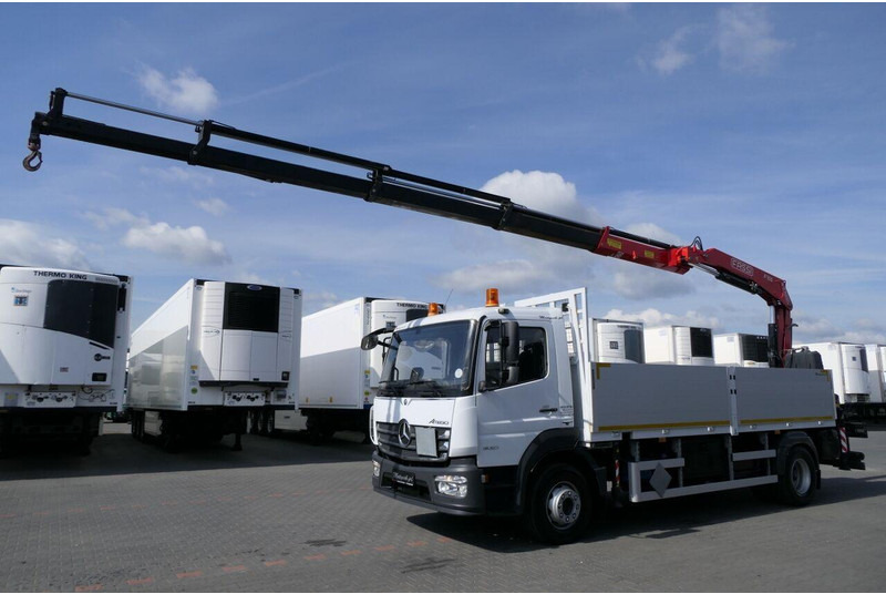 Mercedes-Benz ATEGO 16 30 - Platós teherautó, Darus autó: 2 kép. Mercedes-Benz ATEGO 16 30 - Platós teherautó, Darus autó: 2 kép.